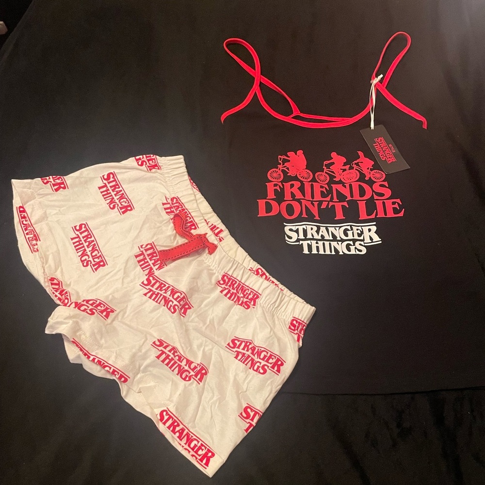 Stranger Things pajama set size XS